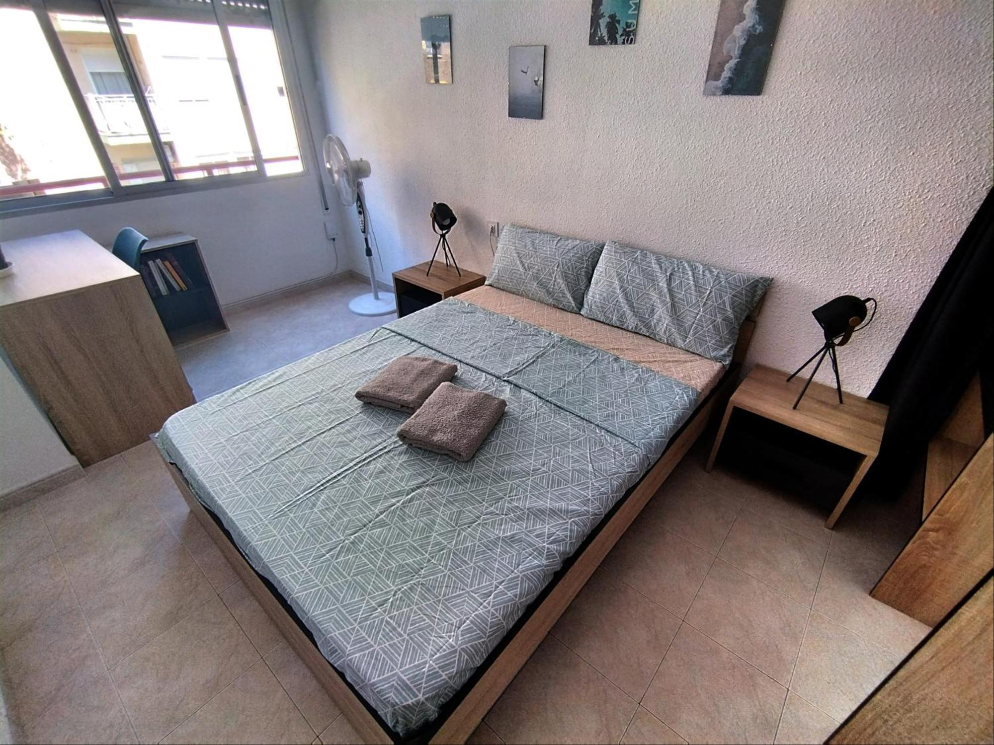 Habitaciones En Apartamento Compartido W Host Alicante Exterior foto